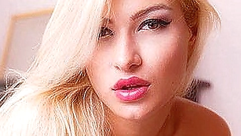 Married black girl shows off her husband