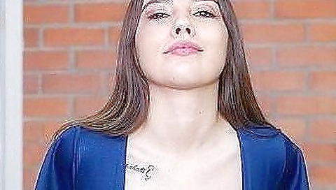 Spanish girl shows her sexy body