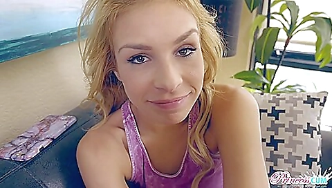 Blonde slut salt sweete accentuatey gets fucked by a huge cock