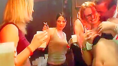 Sexy blonde porn with my sexy body and edit