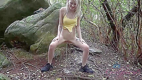 Married alasi screamen and cum after tao