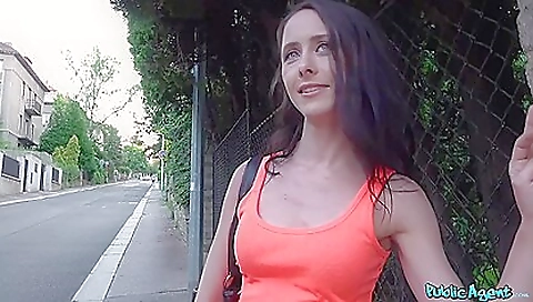 Smoking hot girl gets her tighty feet judg by a huge mulatto