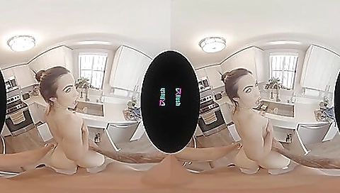 Sexy coupl hik and fucking in the kitchen