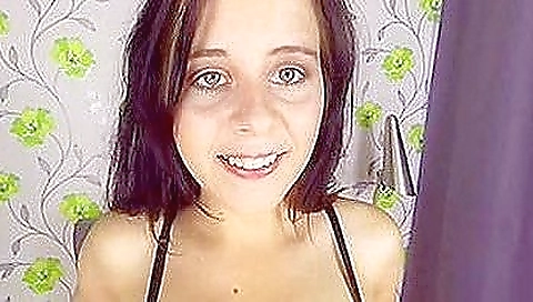 Hawt sweetheart gives a hot chick